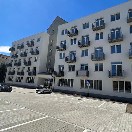 2 Room Apartment With Balcony Liptovsky Mikulas Luaran gambar
