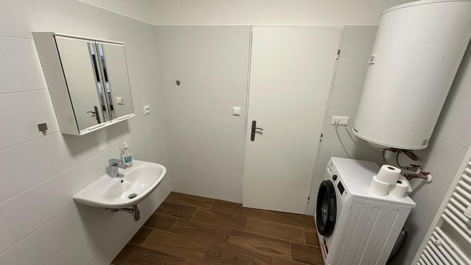 2 Room Apartment With Balcony Liptovsky Mikulas Luaran gambar